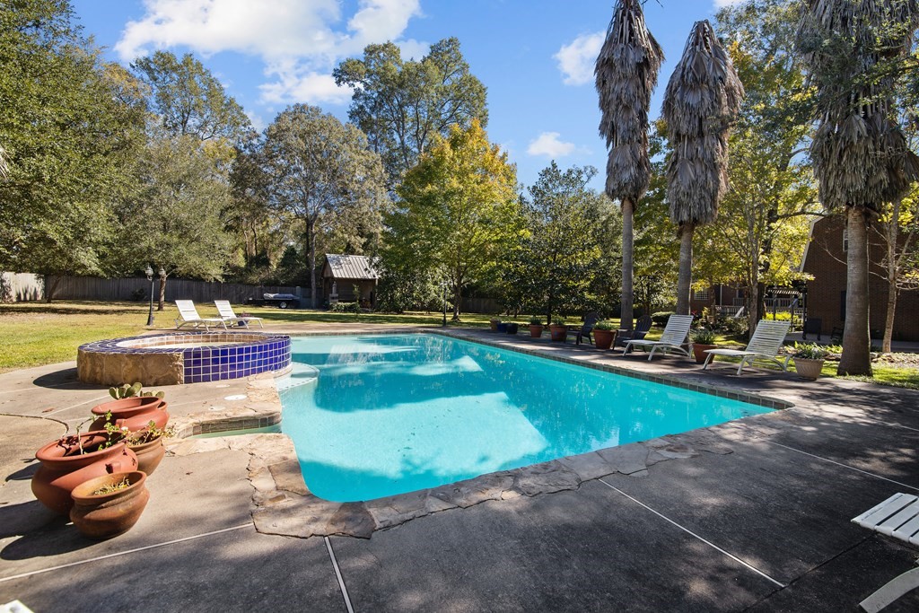 1409 Bending Brook Circle Lufkin TX 75904