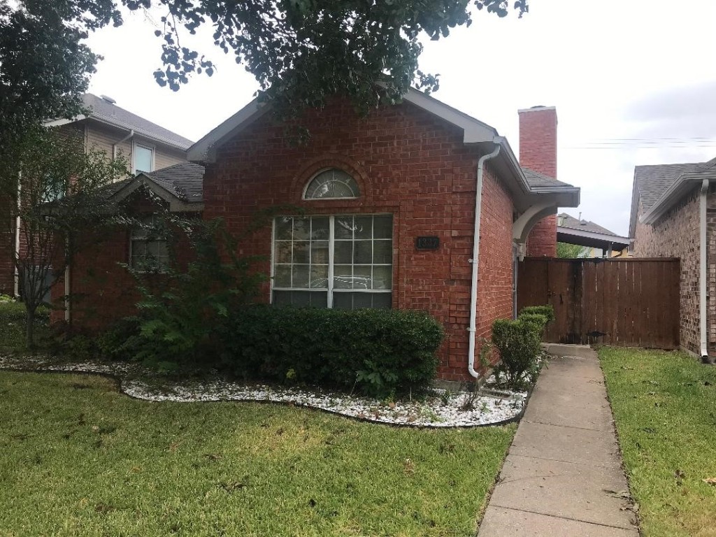 1337 Overlook Drive Lewisville TX 75067