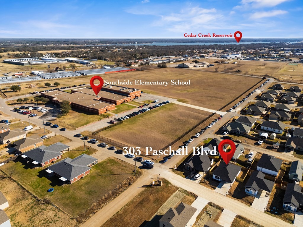 303 Paschall Boulevard Mabank TX 75147