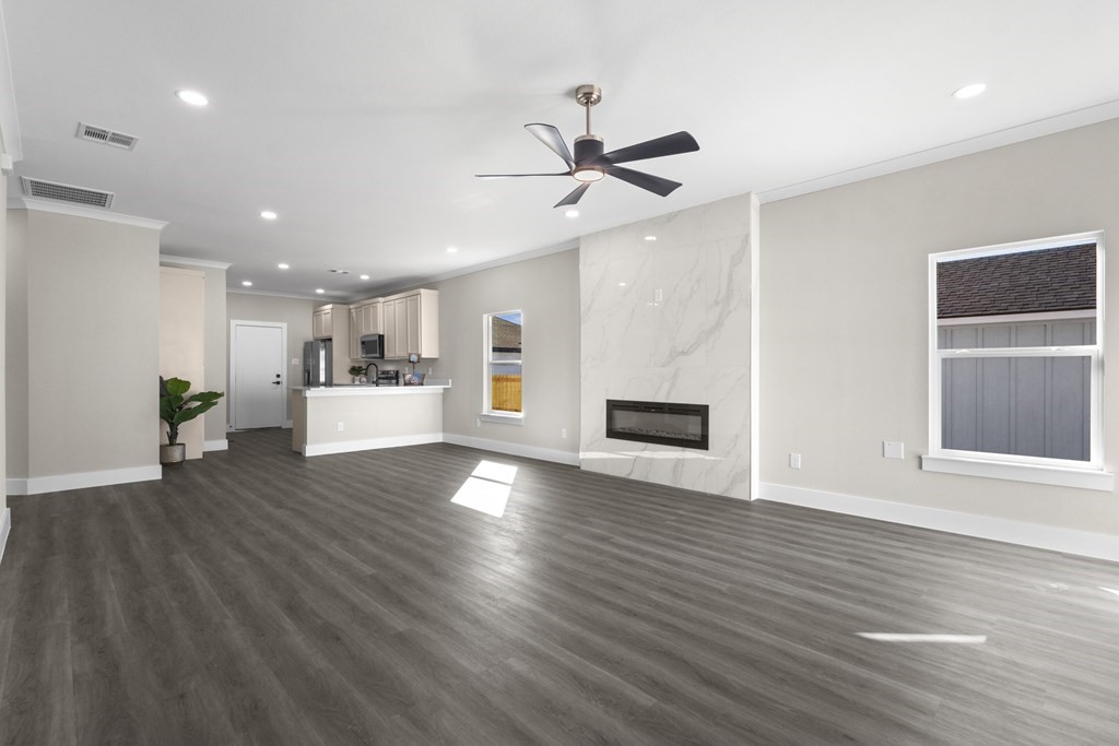 303 Paschall Boulevard Mabank TX 75147