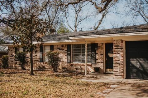 870 N Charlotte Avenue Stephenville TX 76401