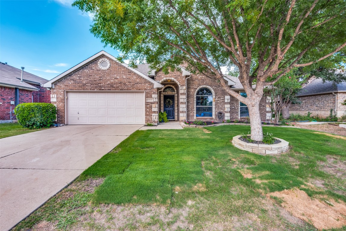 2013 Crestlake Drive Little Elm TX 75068
