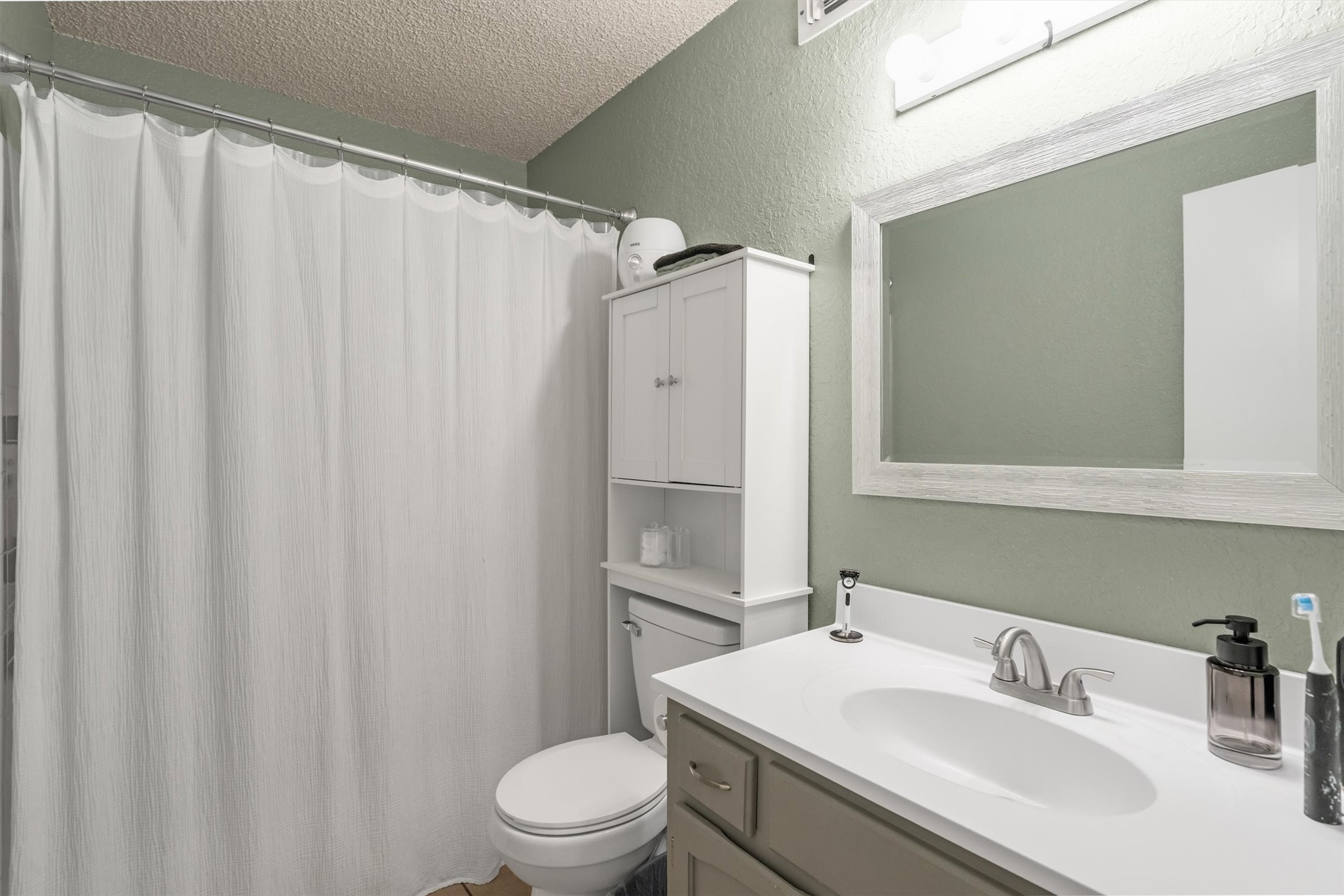 5928 Chisholm Trail Haltom City TX 76148