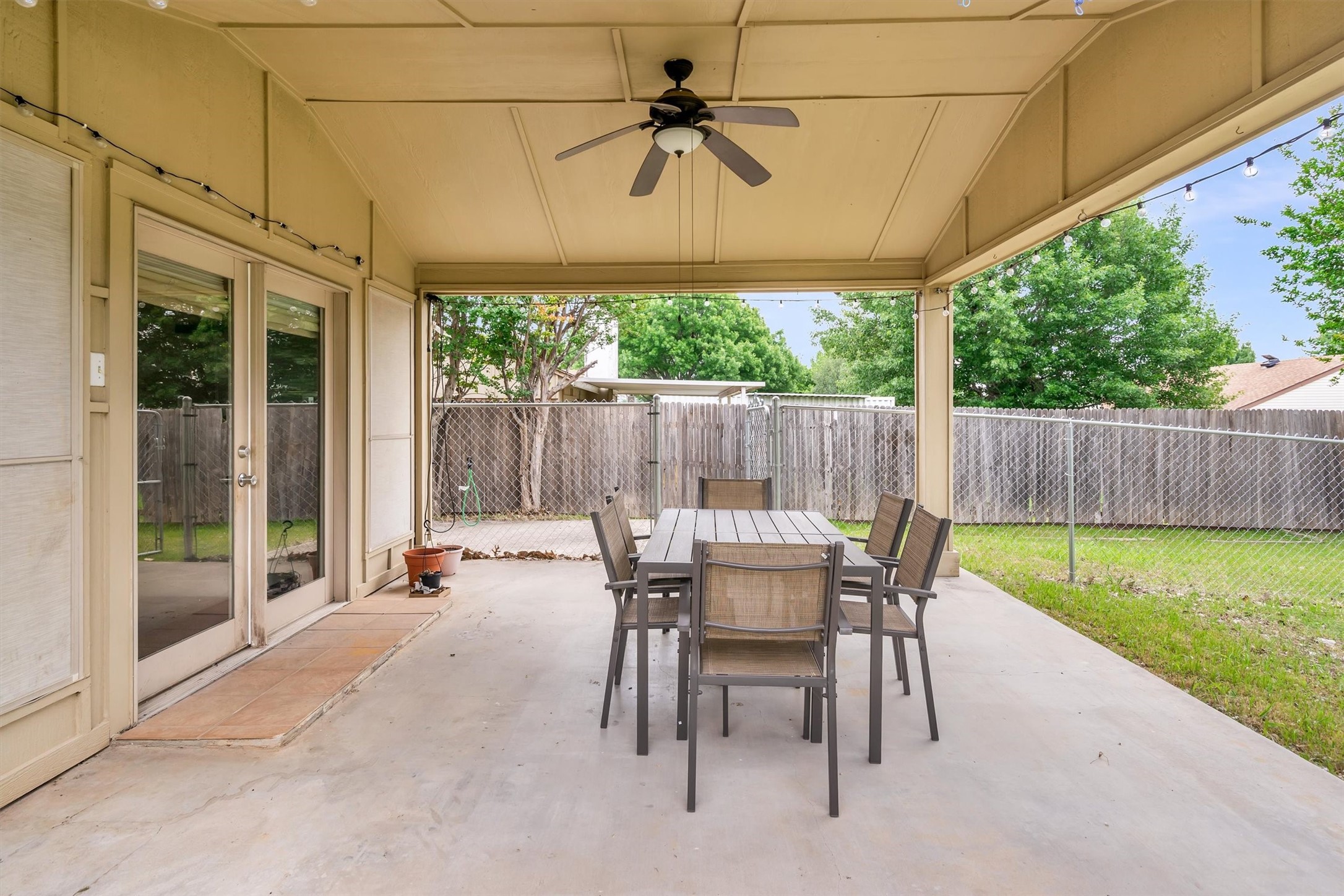 5928 Chisholm Trail Haltom City TX 76148