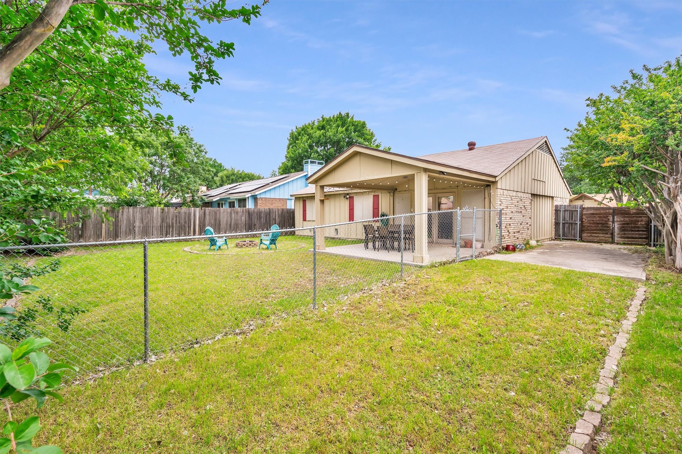 5928 Chisholm Trail Haltom City TX 76148