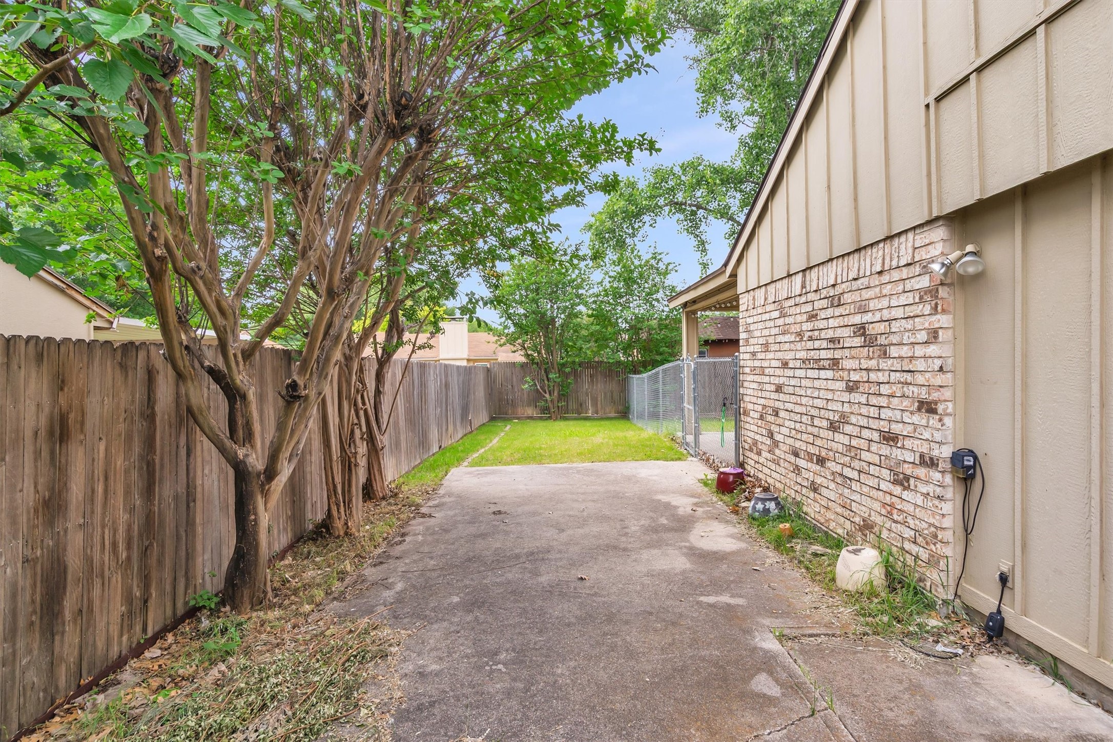 5928 Chisholm Trail Haltom City TX 76148