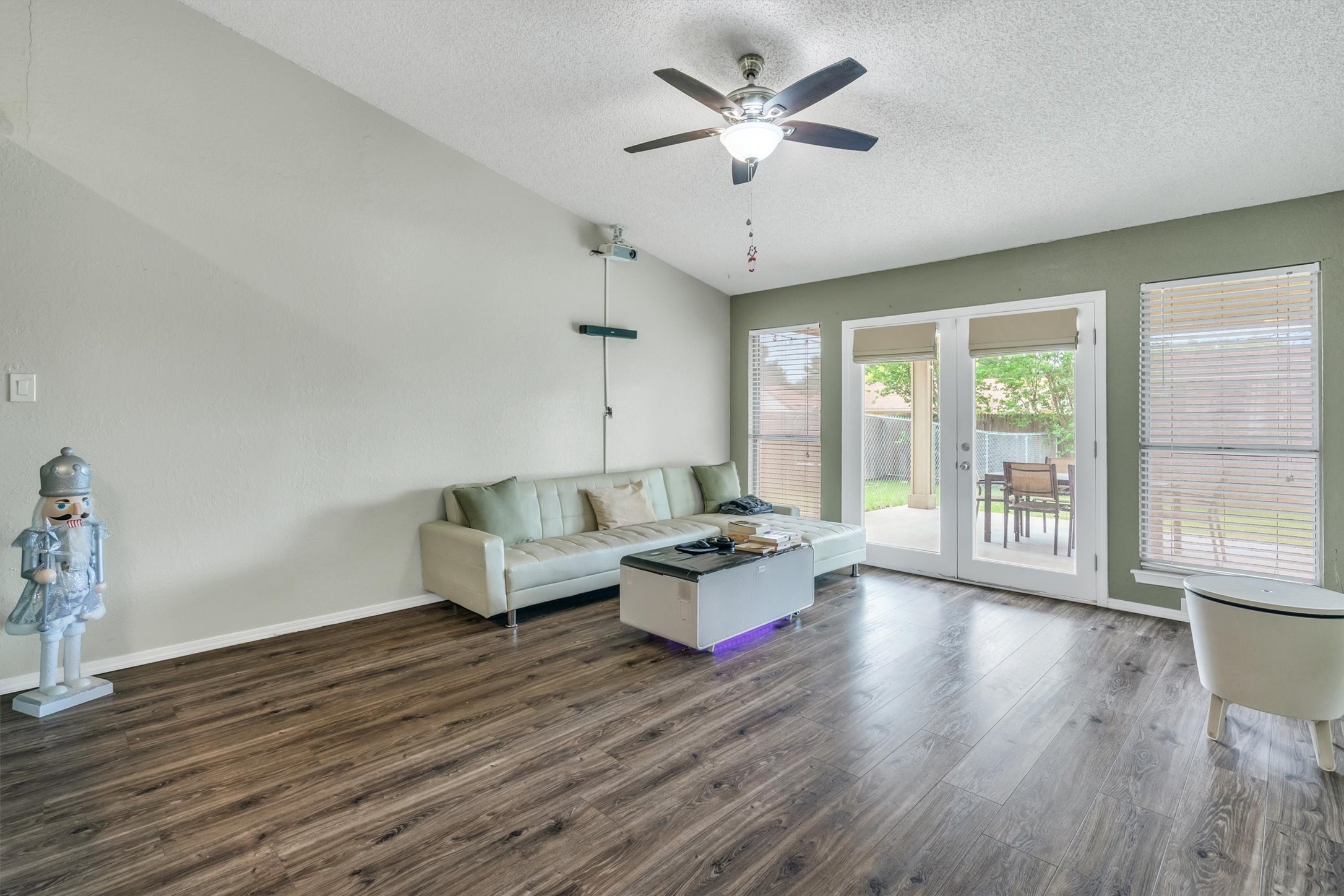 5928 Chisholm Trail Haltom City TX 76148