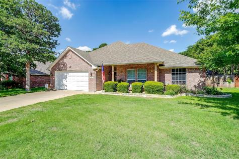 849 Royal Oak Lane Burleson TX 76028