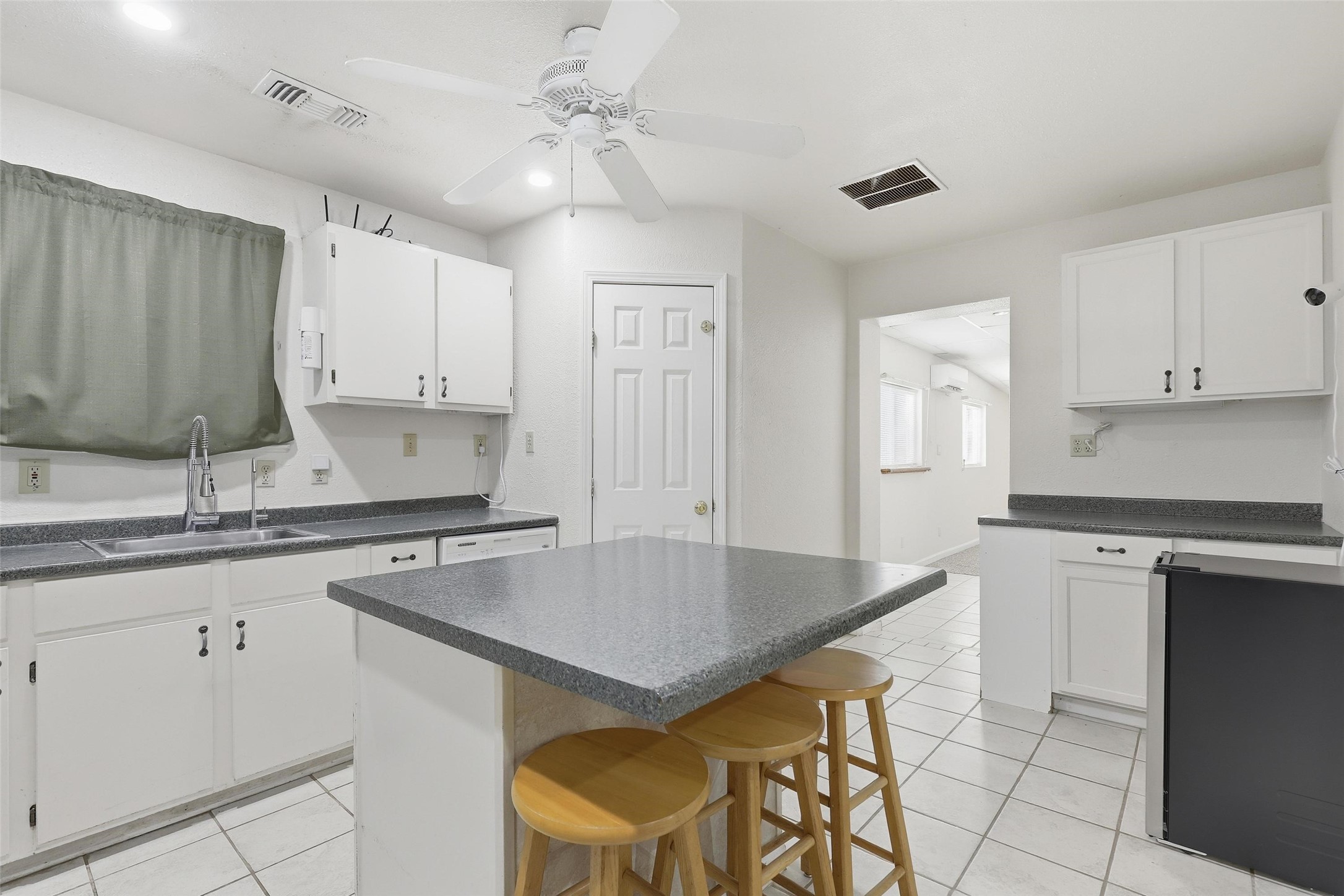 1170 Harmony Circle Weatherford TX 76087