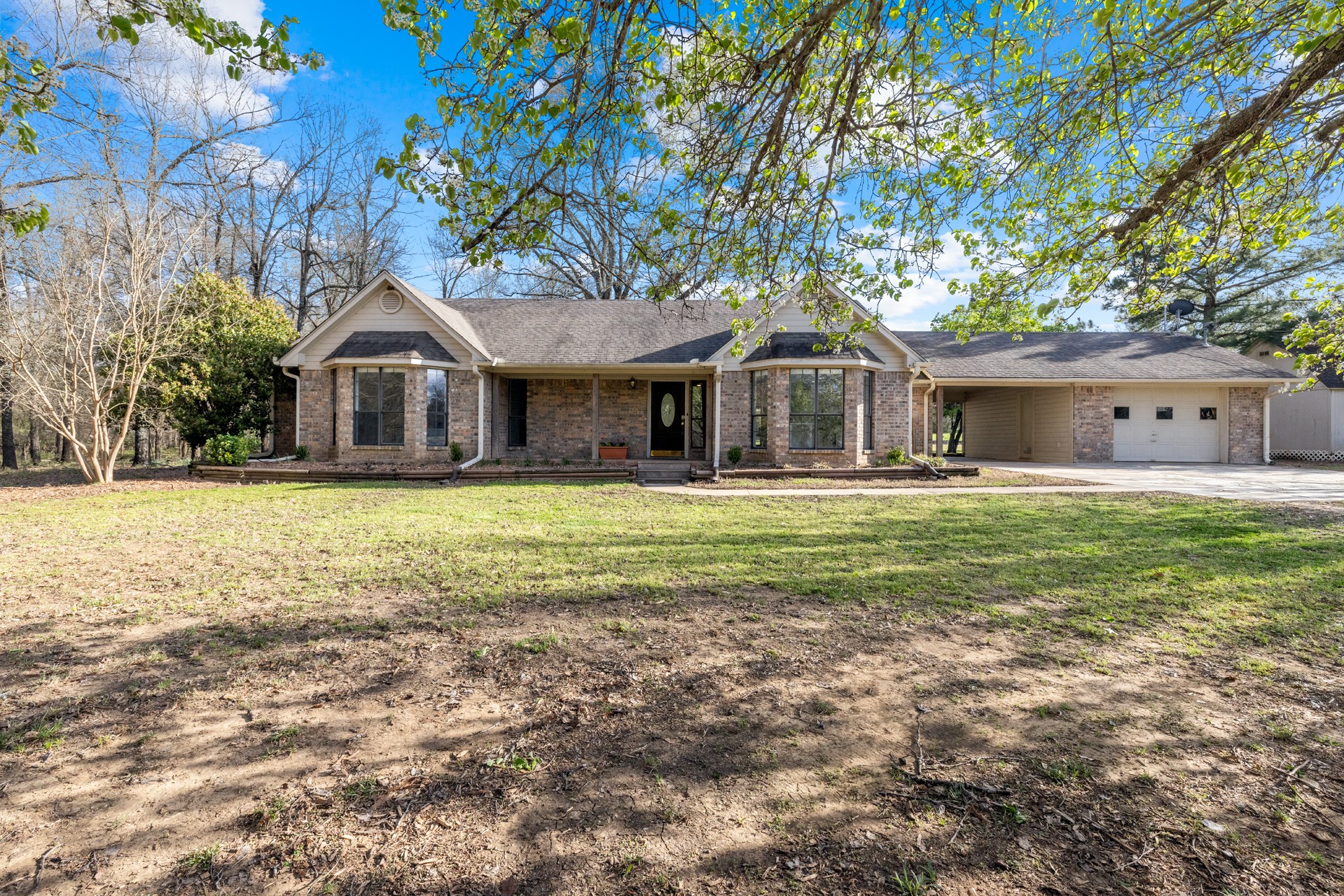 718 County Road 32900 Paris TX 75460