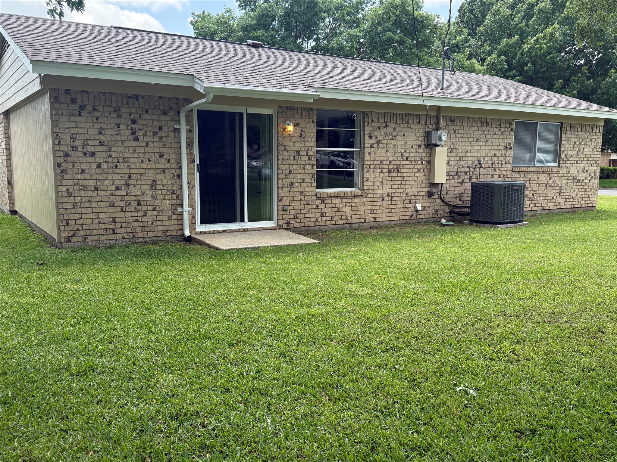 1001 Parkwood Court Gainesville TX 76240