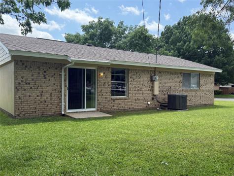1001 Parkwood Court Gainesville TX 76240