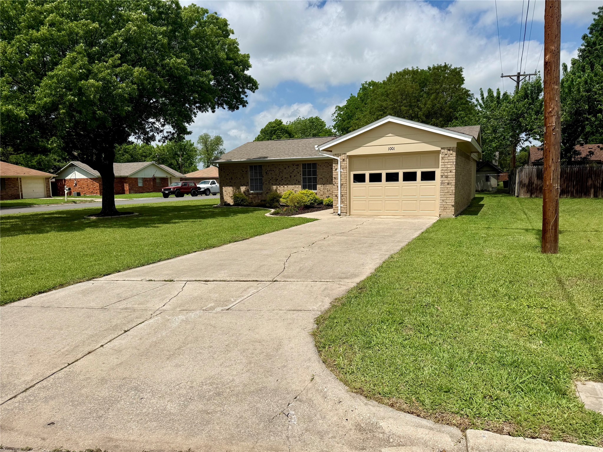1001 Parkwood Court Gainesville TX 76240