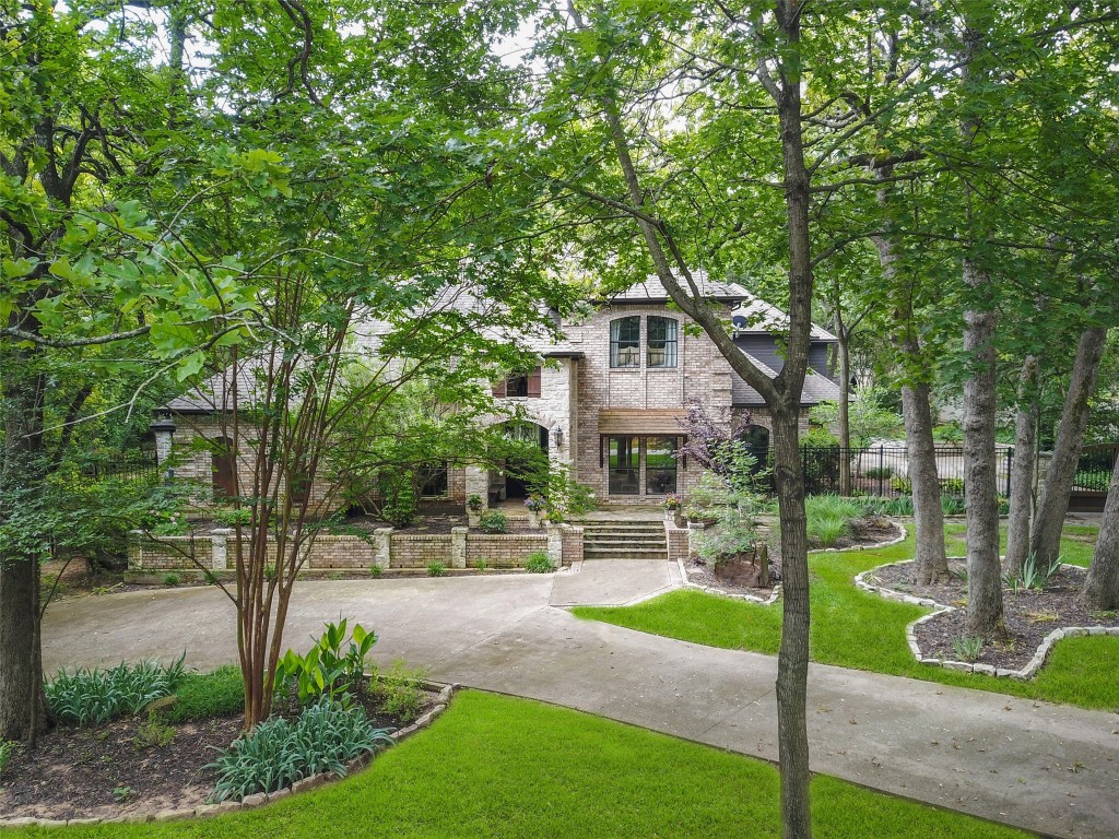 1351 Woodbrook Lane Southlake TX 76092
