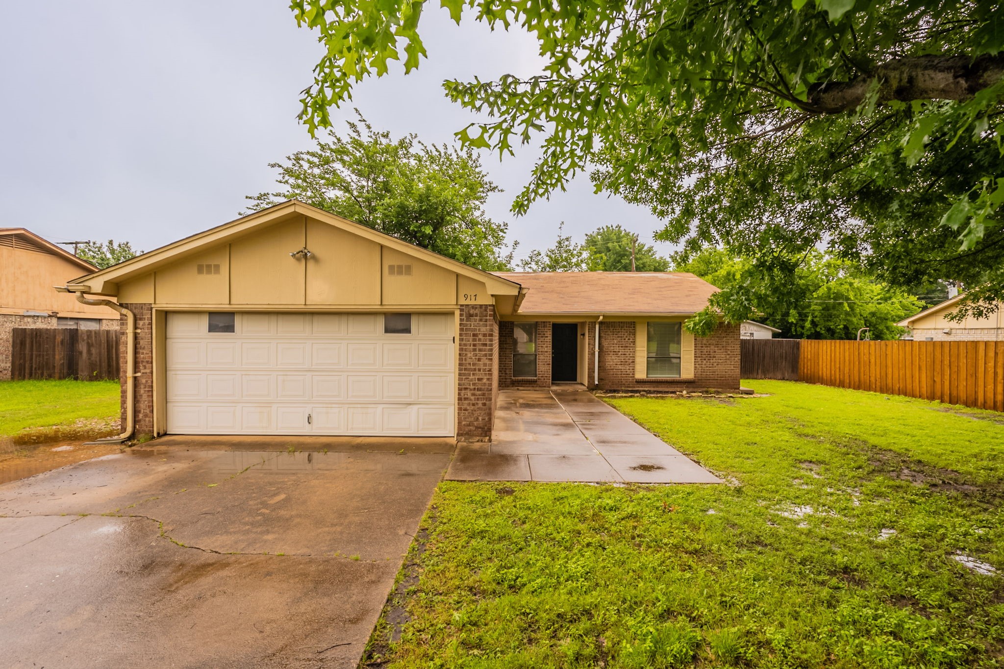 917 Cottonwood Trail Benbrook TX 76126