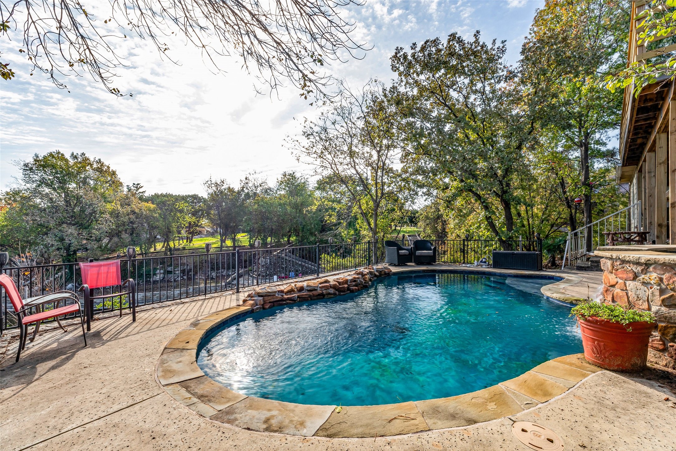 1612 Lakecrest Circle Granbury TX 76048