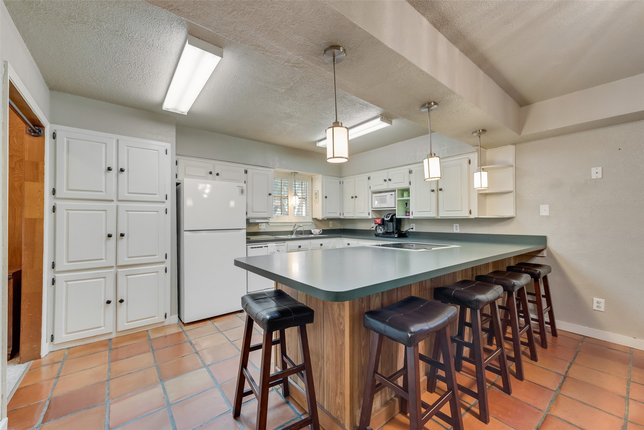 2308 Louise Lane Ennis TX 75119