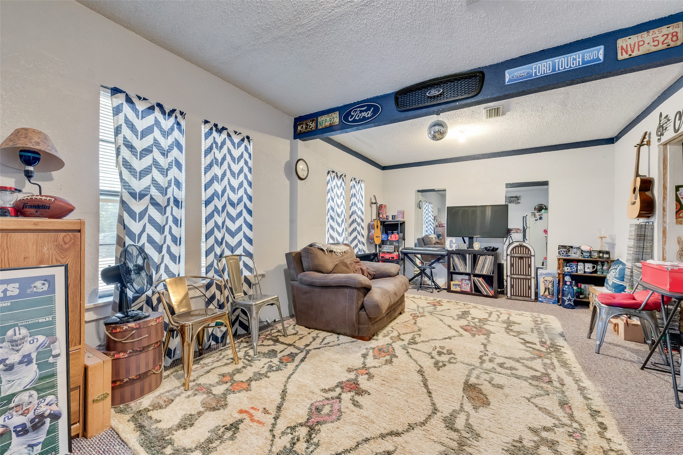 2308 Louise Lane Ennis TX 75119