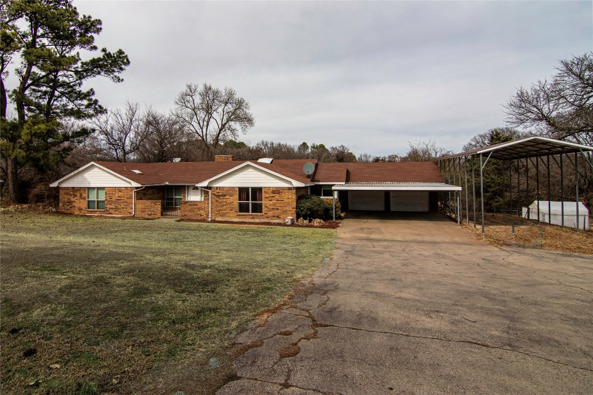 1000 Greenbriar Avenue Keene TX 76059