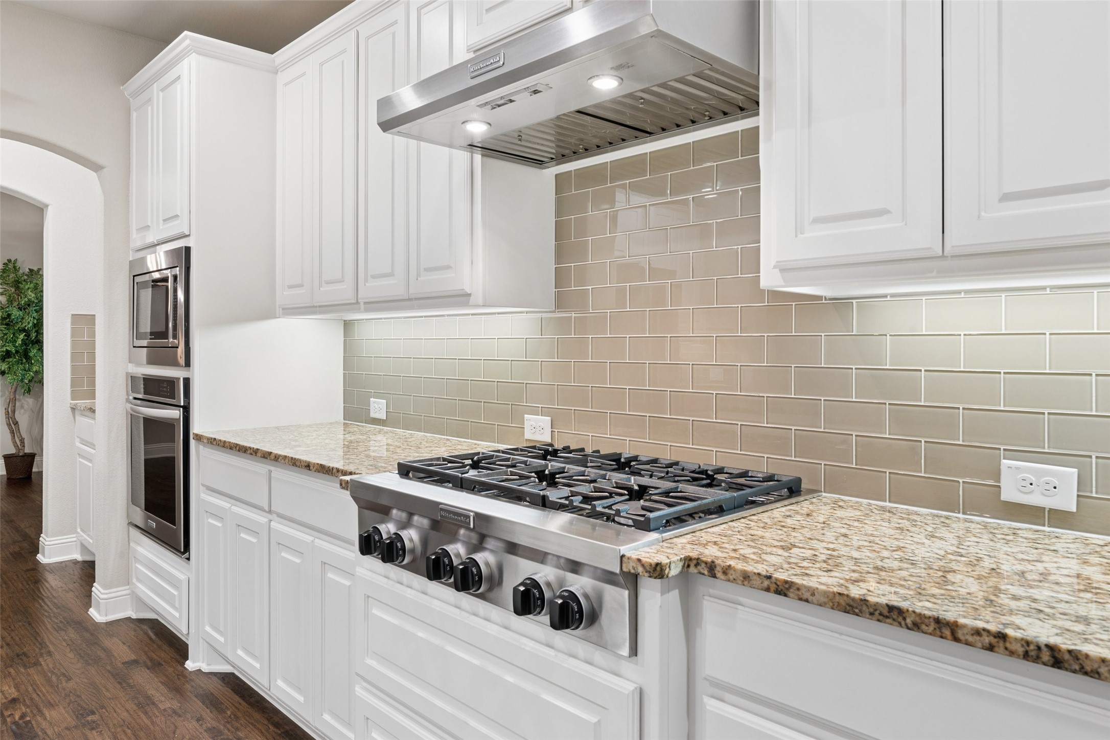 3037 Aberdeen Drive The Colony TX 75056