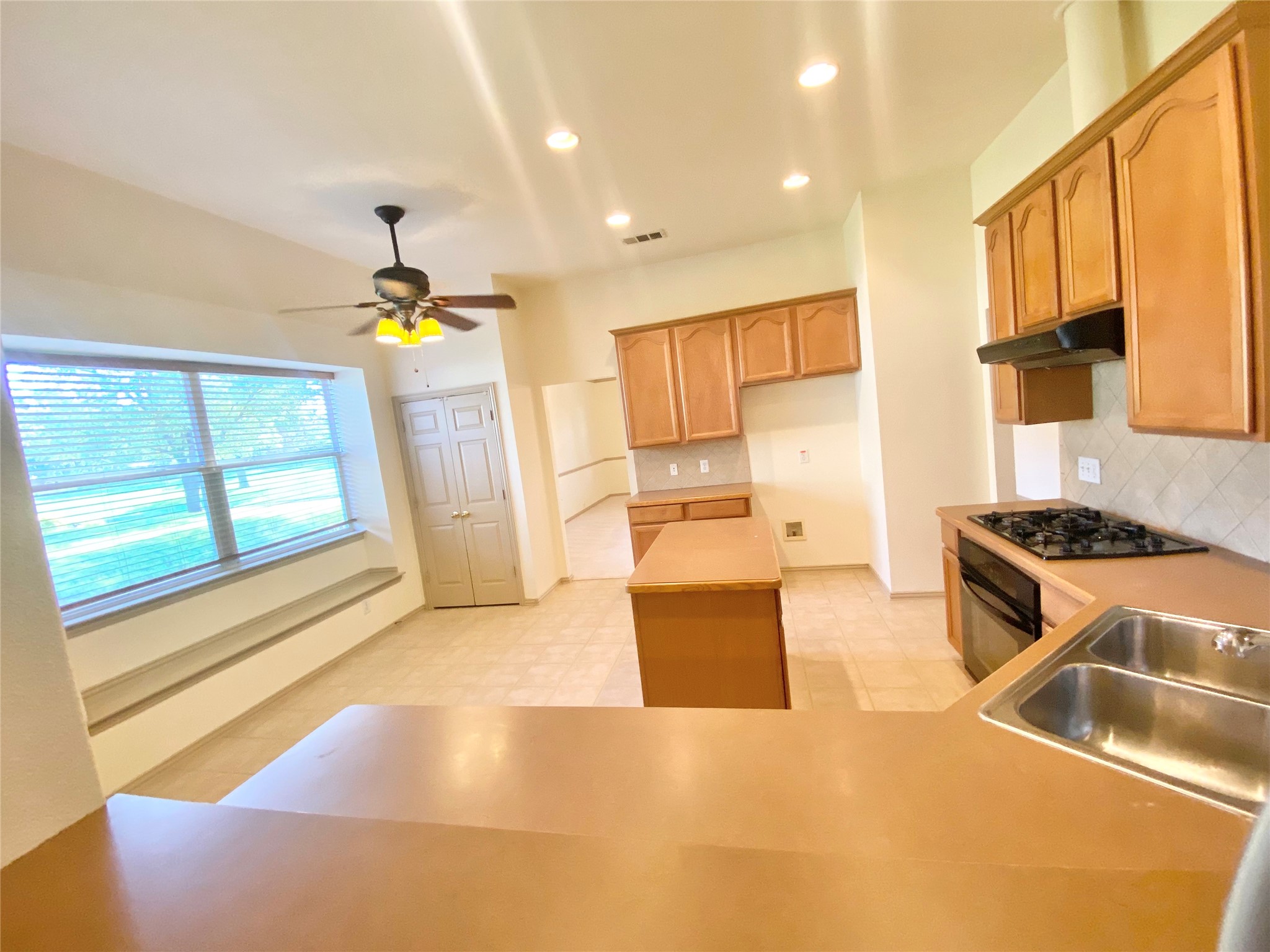 1821 Vintage Drive Corinth TX 76210