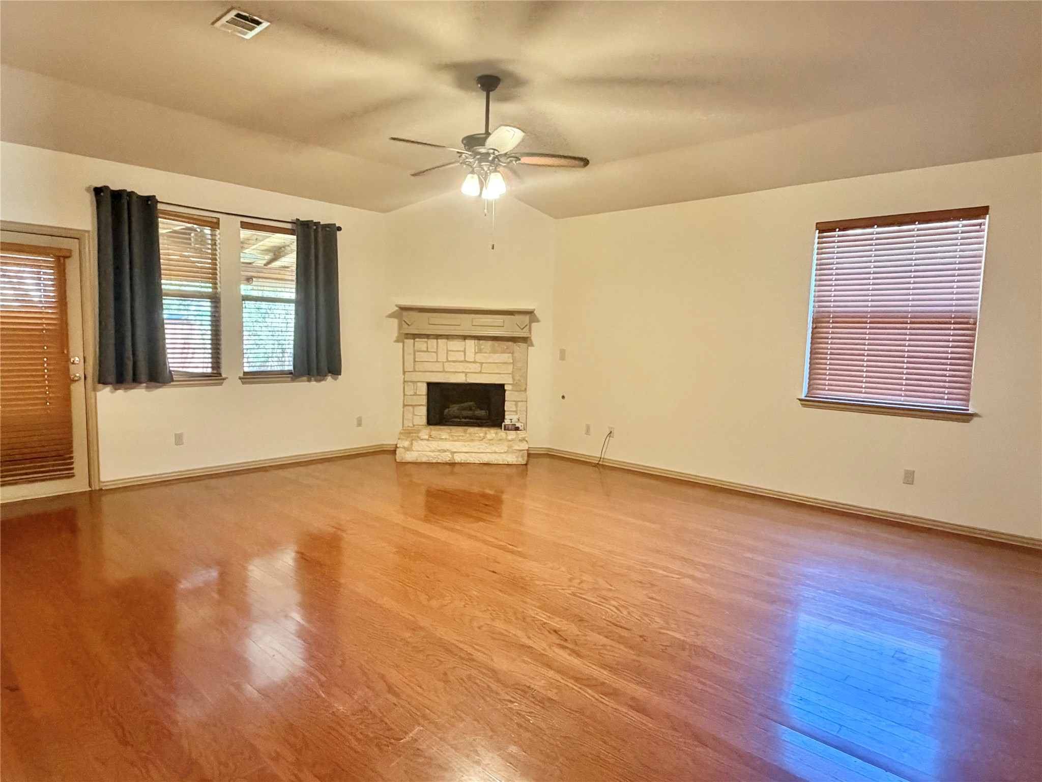 1821 Vintage Drive Corinth TX 76210