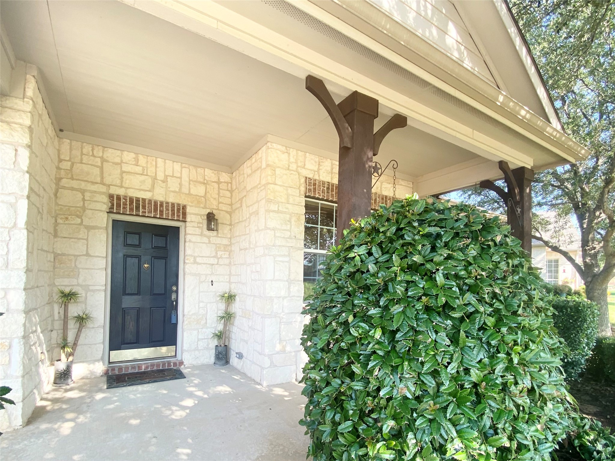 1821 Vintage Drive Corinth TX 76210