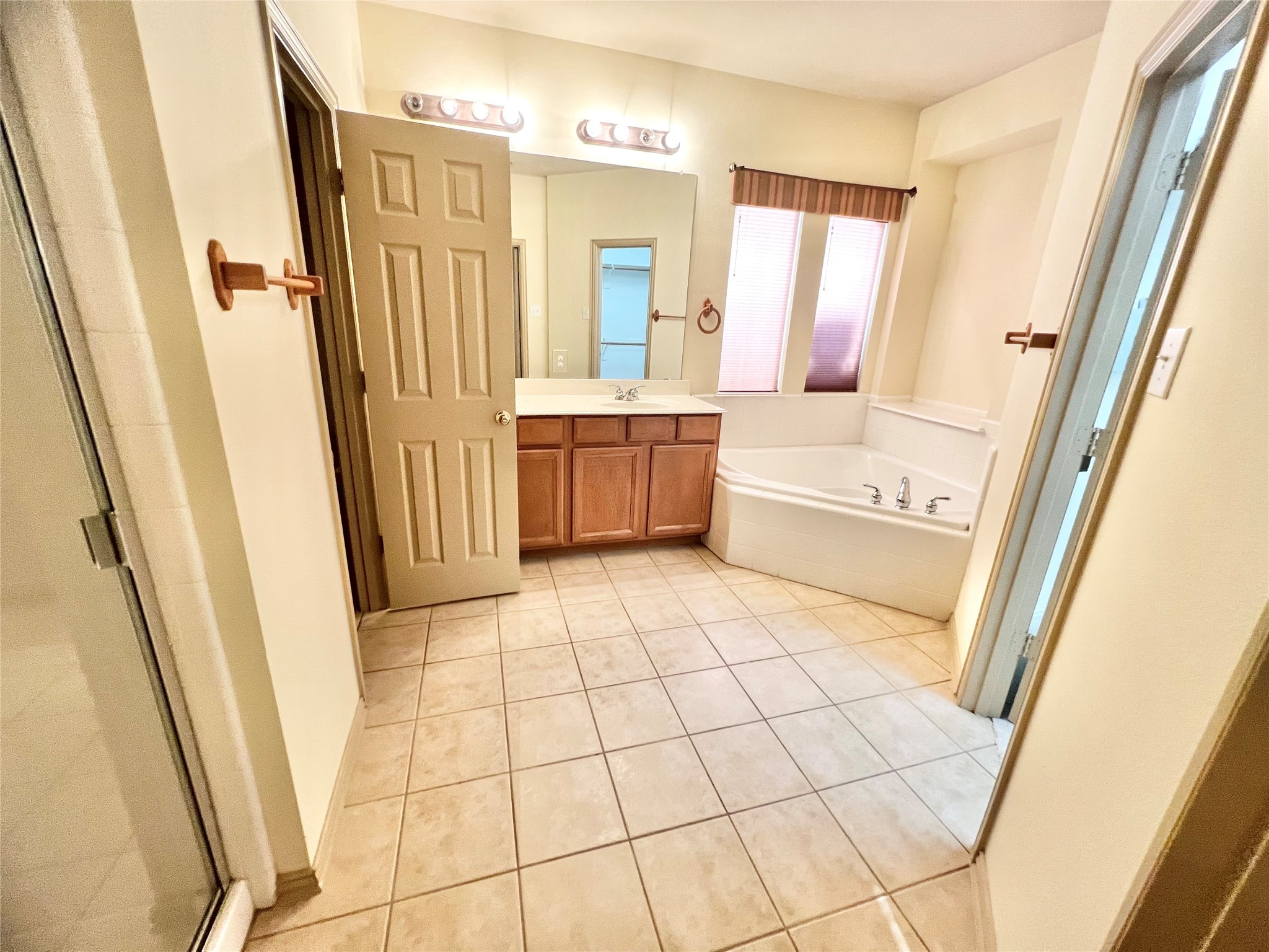 1821 Vintage Drive Corinth TX 76210