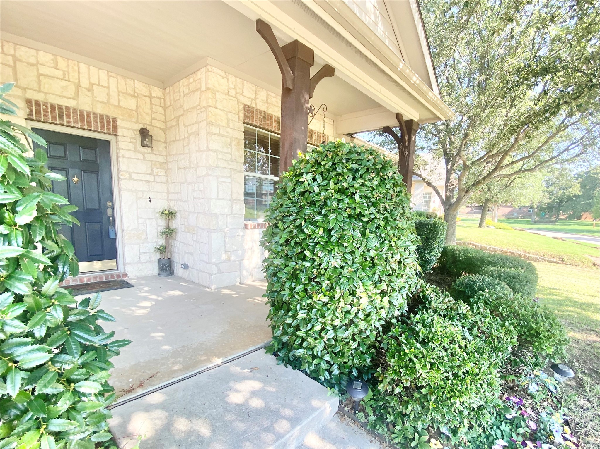 1821 Vintage Drive Corinth TX 76210