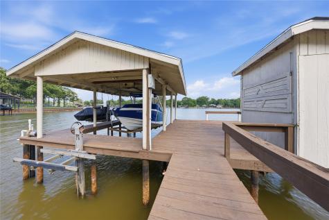 116 Camino Robles Street Gun Barrel City TX 75156