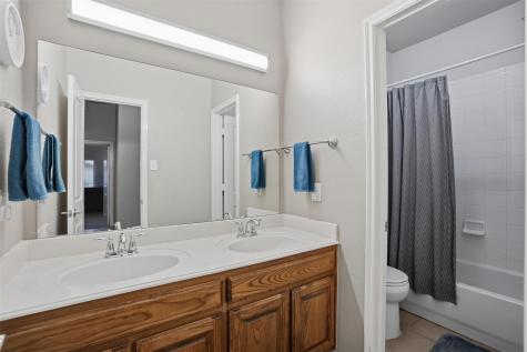 8600 Laughing Waters Trail Mckinney TX 75070