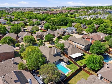 8600 Laughing Waters Trail Mckinney TX 75070