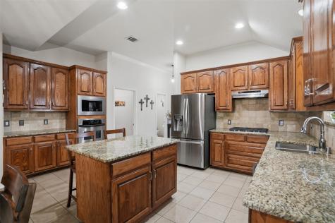 8600 Laughing Waters Trail Mckinney TX 75070