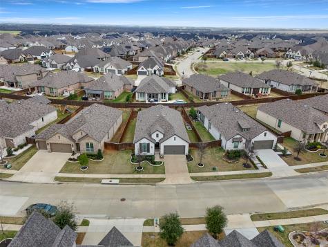 1201 Bluestem Drive Aubrey TX 76227