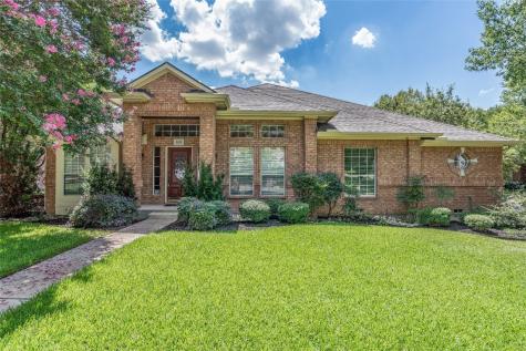 2132 Shumard Oak Lane Irving TX 75063