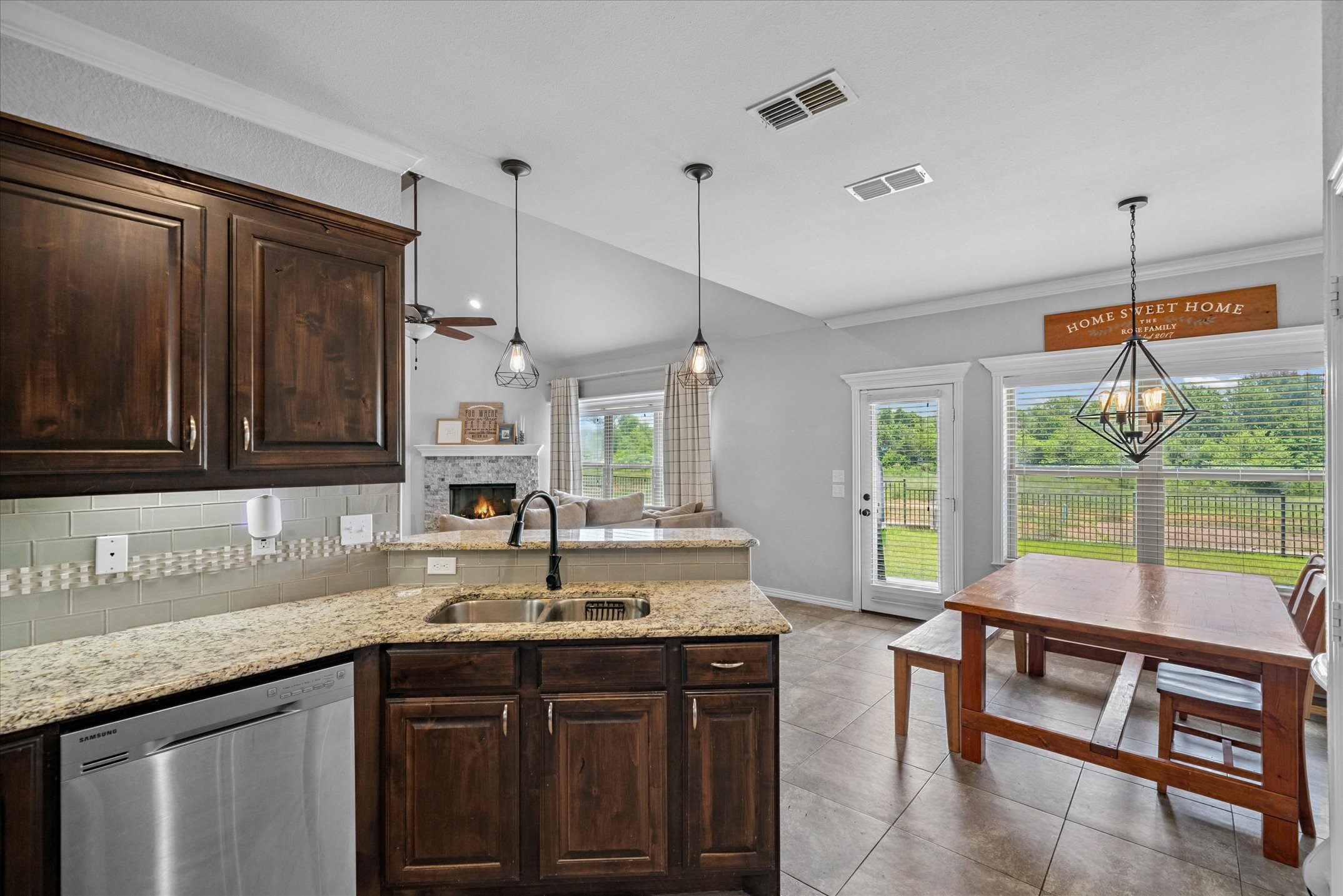 337 Kingdom Boulevard Lindale TX 75771