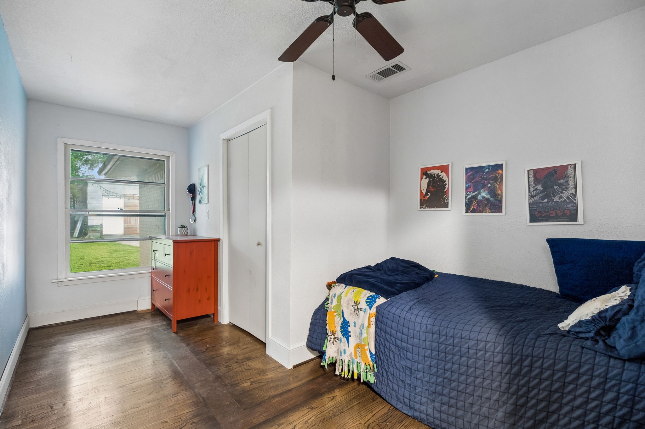 2006 Elmwood Boulevard Dallas TX 75224