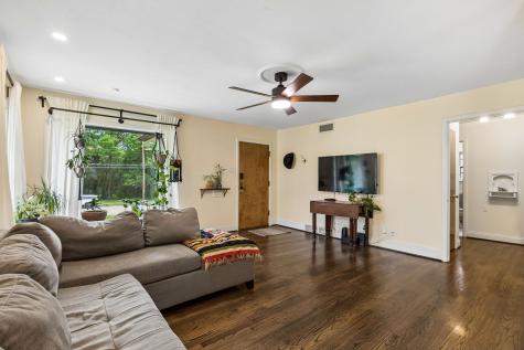 2006 Elmwood Boulevard Dallas TX 75224