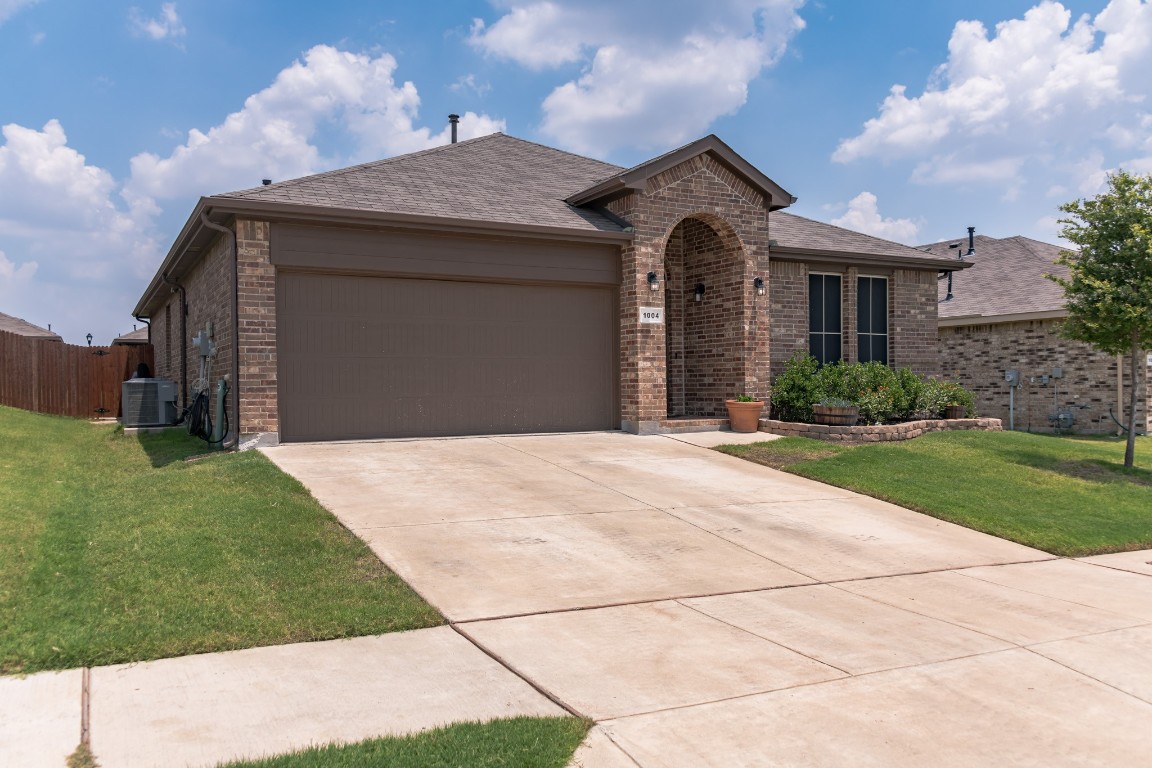 1004 Pierz Drive Fort Worth TX 76177