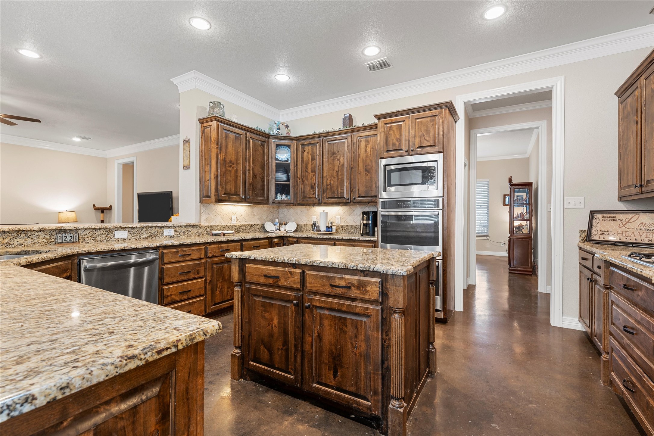 2370 Garrett Lane China Spring TX 76633