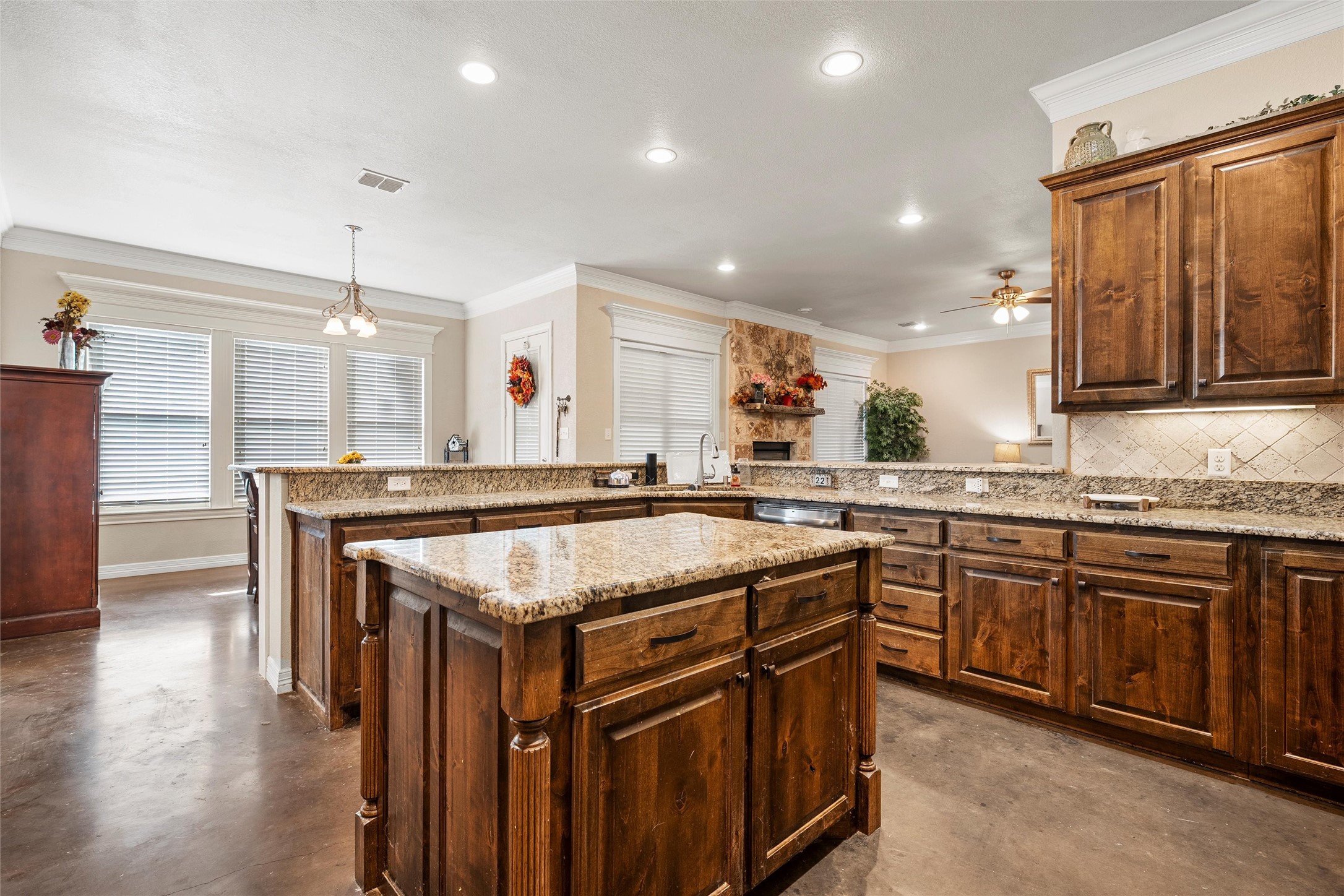 2370 Garrett Lane China Spring TX 76633
