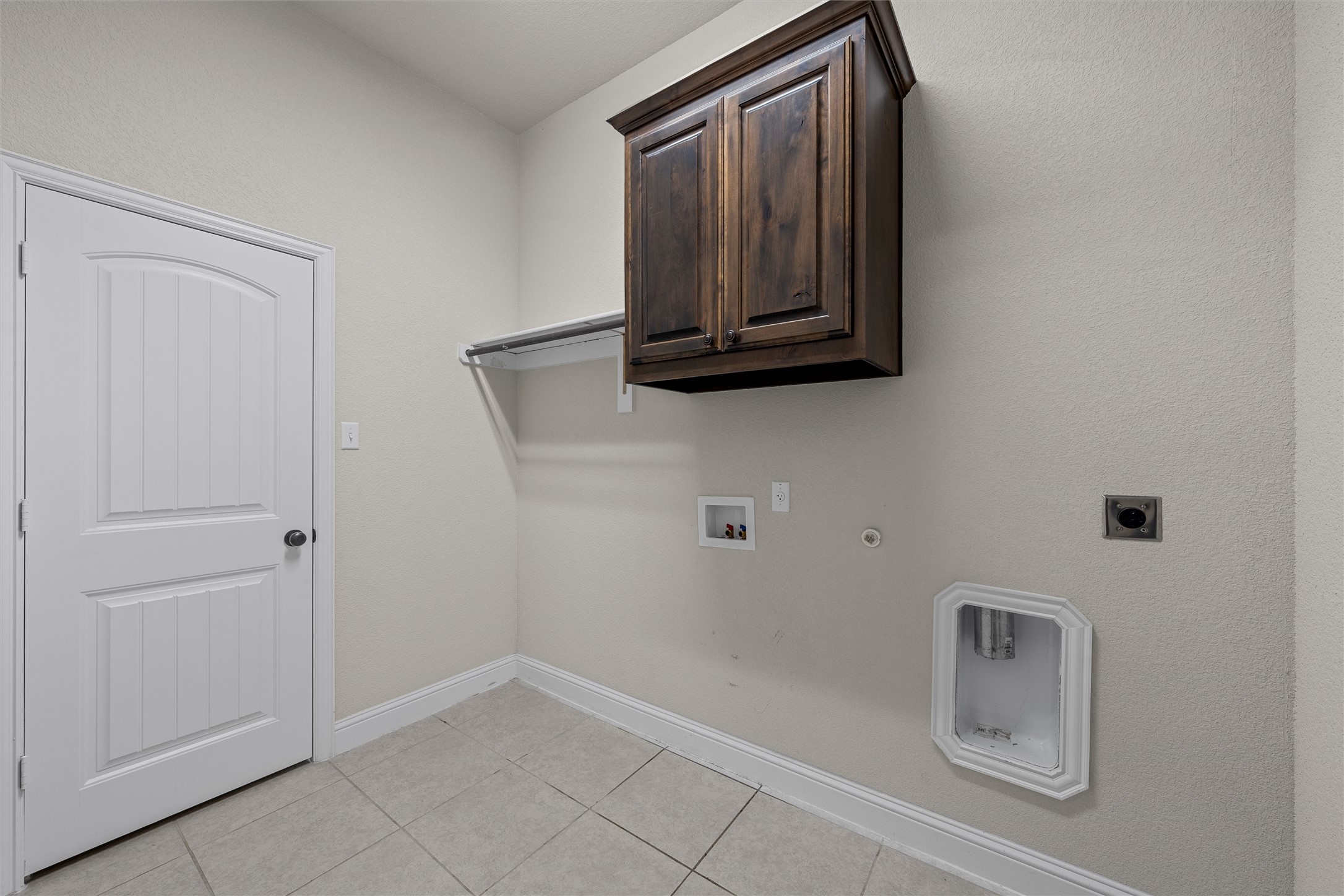 1093 Hesselridge Drive Hewitt TX 76643