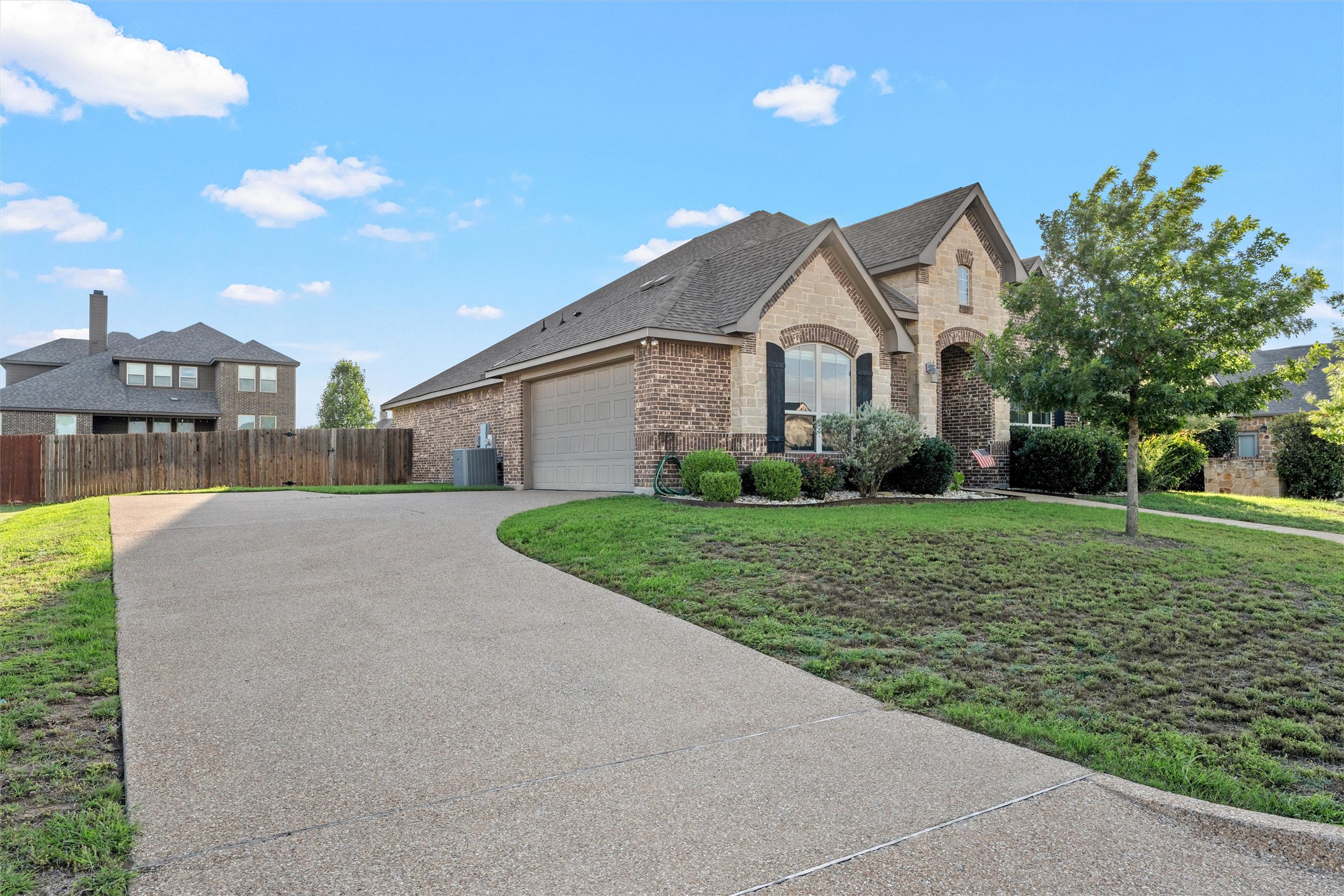 1093 Hesselridge Drive Hewitt TX 76643