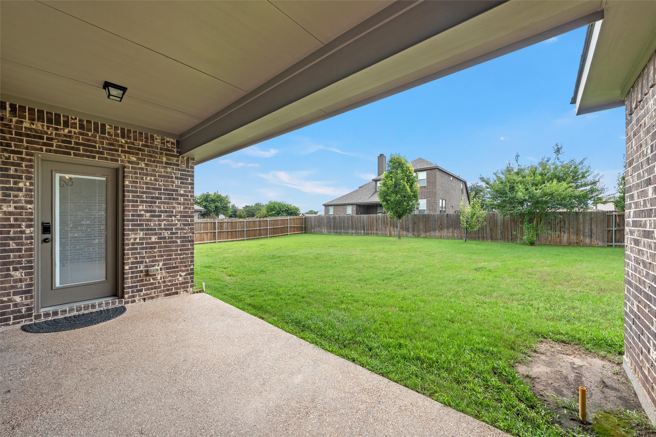 1093 Hesselridge Drive Hewitt TX 76643