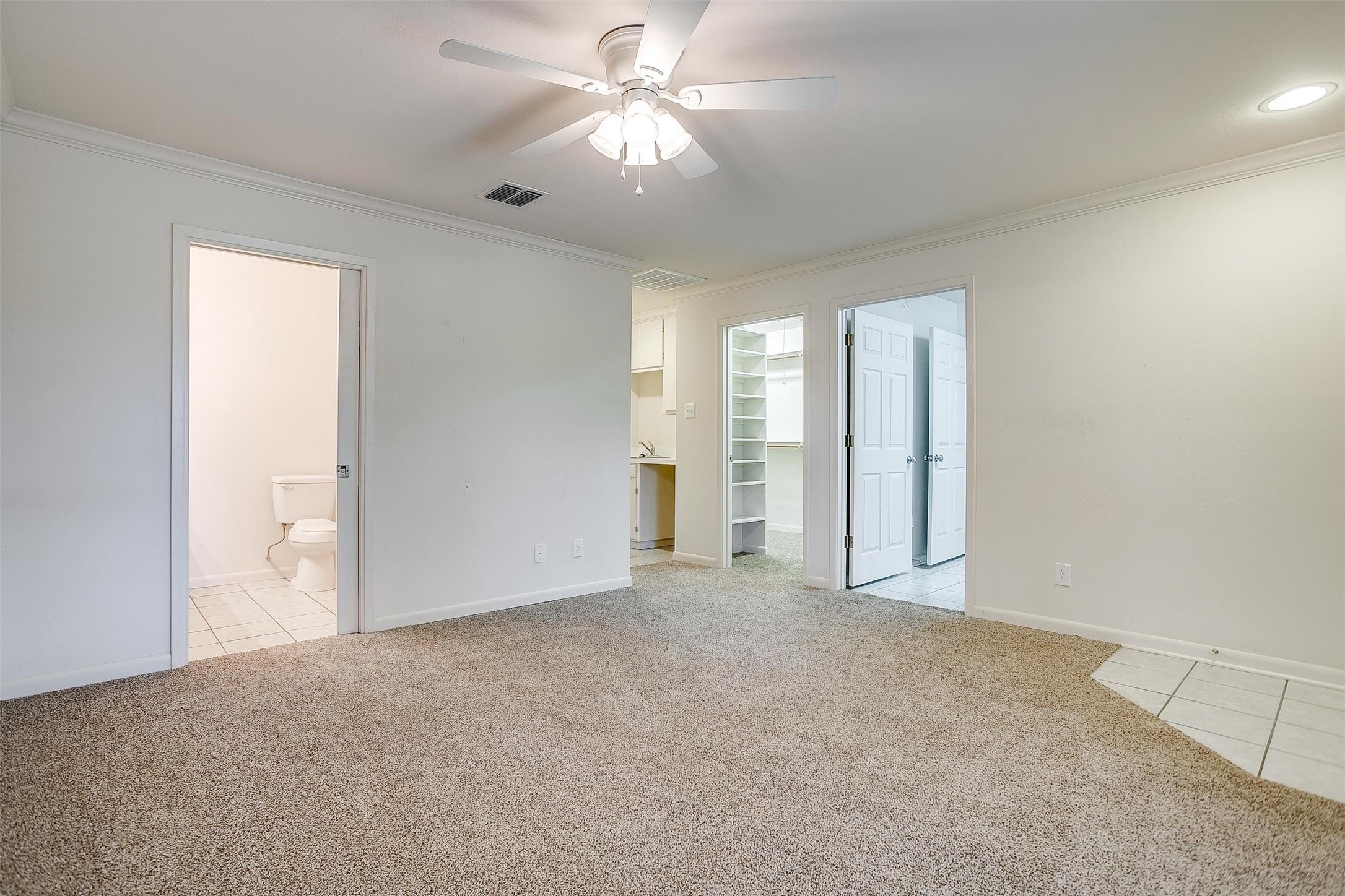 302 S Fox Lane Burleson TX 76028
