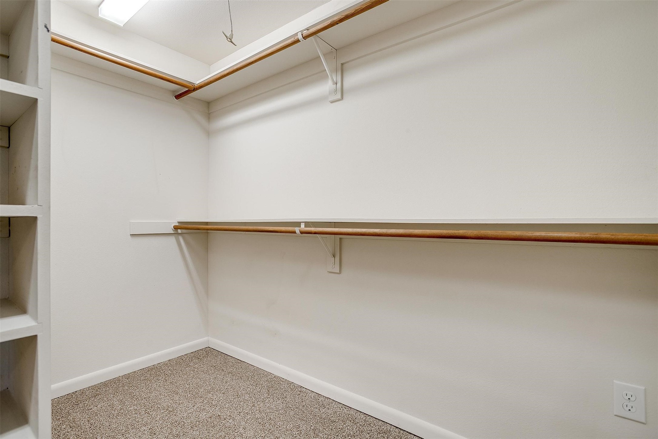 302 S Fox Lane Burleson TX 76028