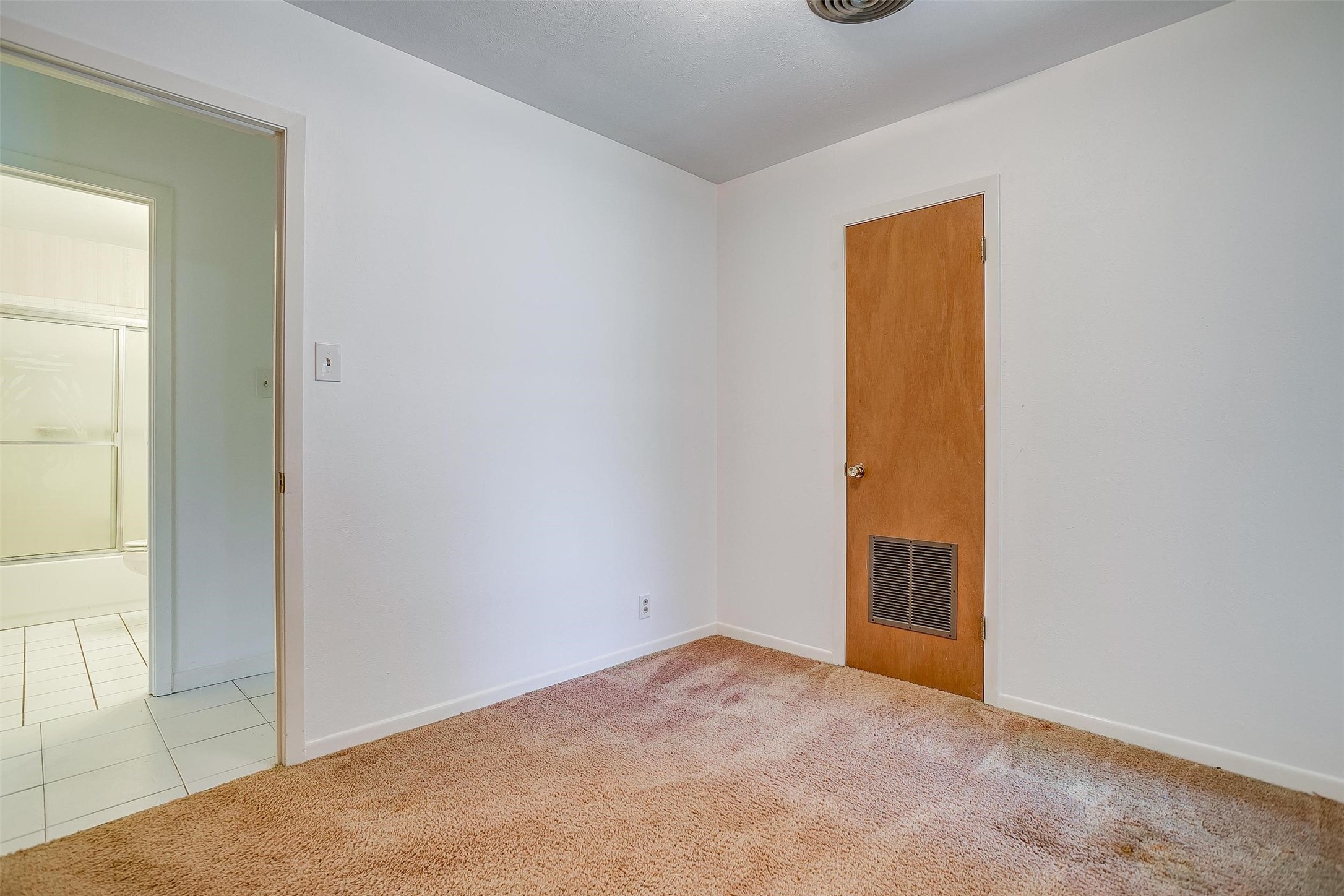 302 S Fox Lane Burleson TX 76028