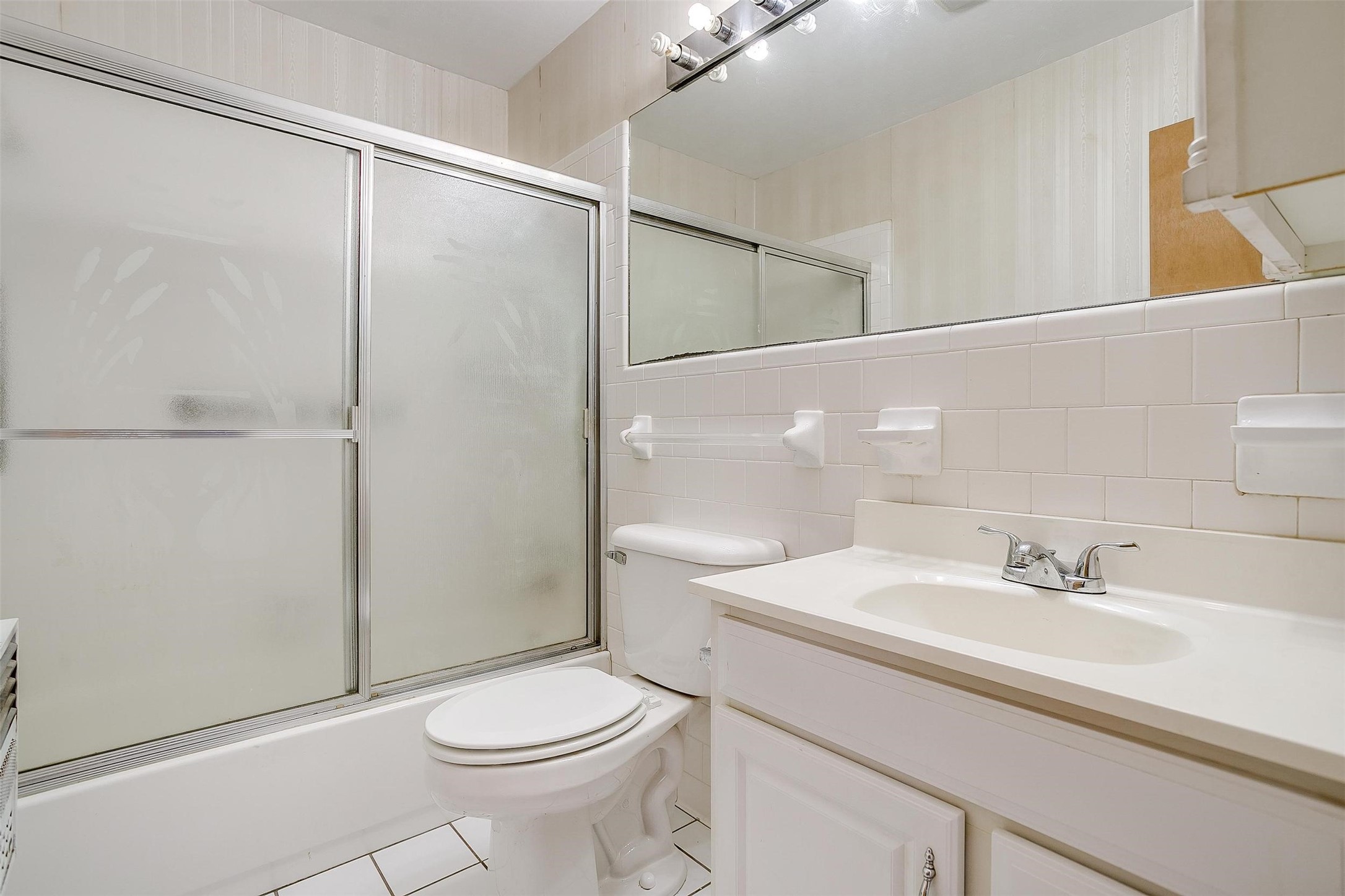 302 S Fox Lane Burleson TX 76028