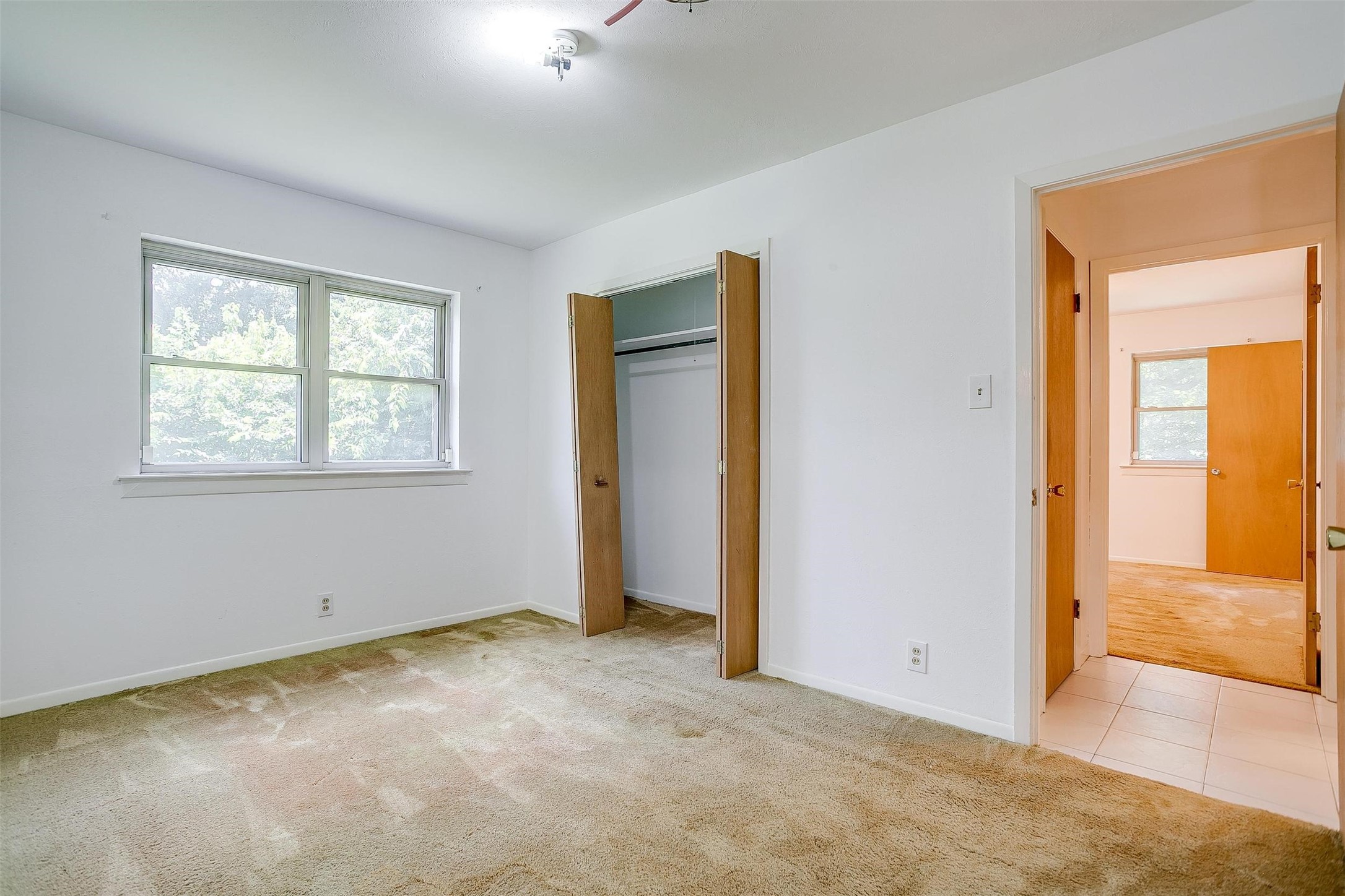 302 S Fox Lane Burleson TX 76028