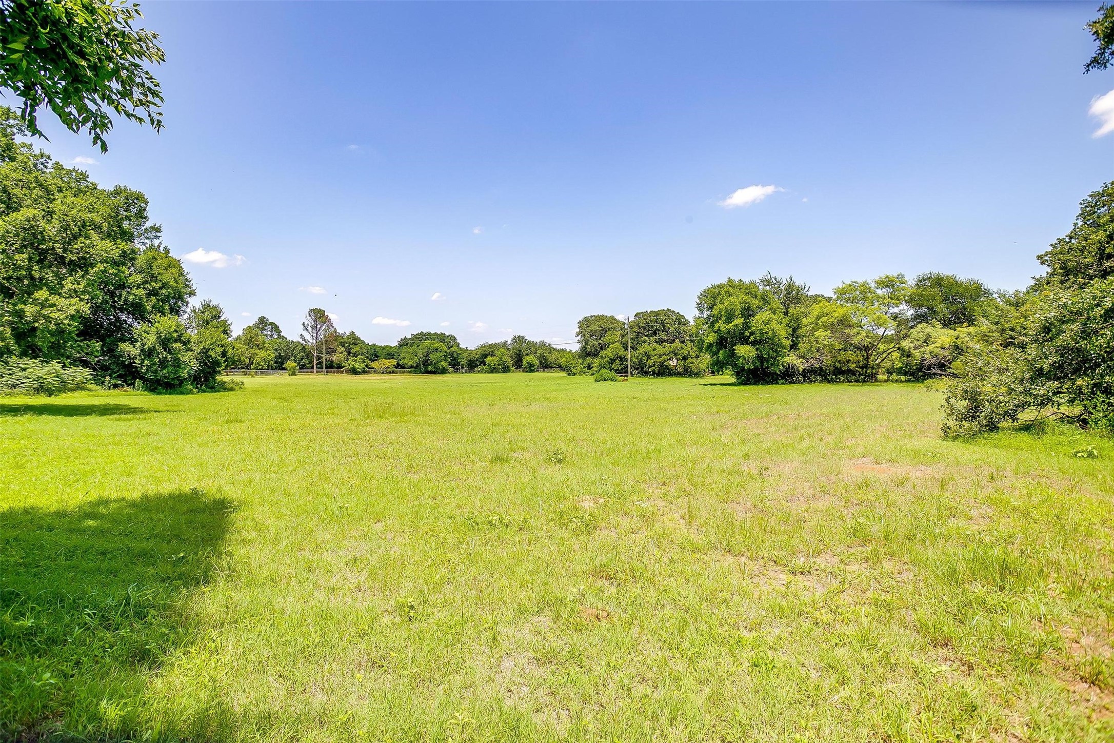 302 S Fox Lane Burleson TX 76028